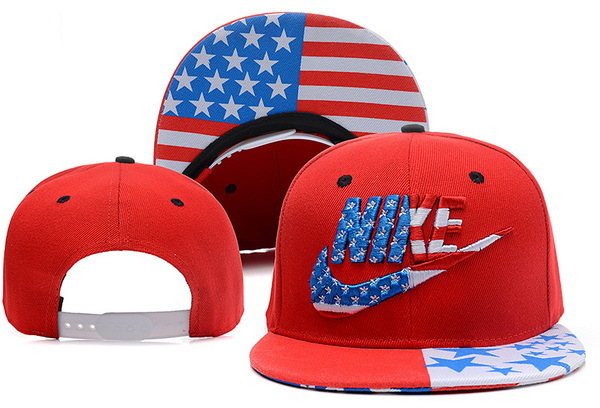 Nike USA Flag Snapback Red