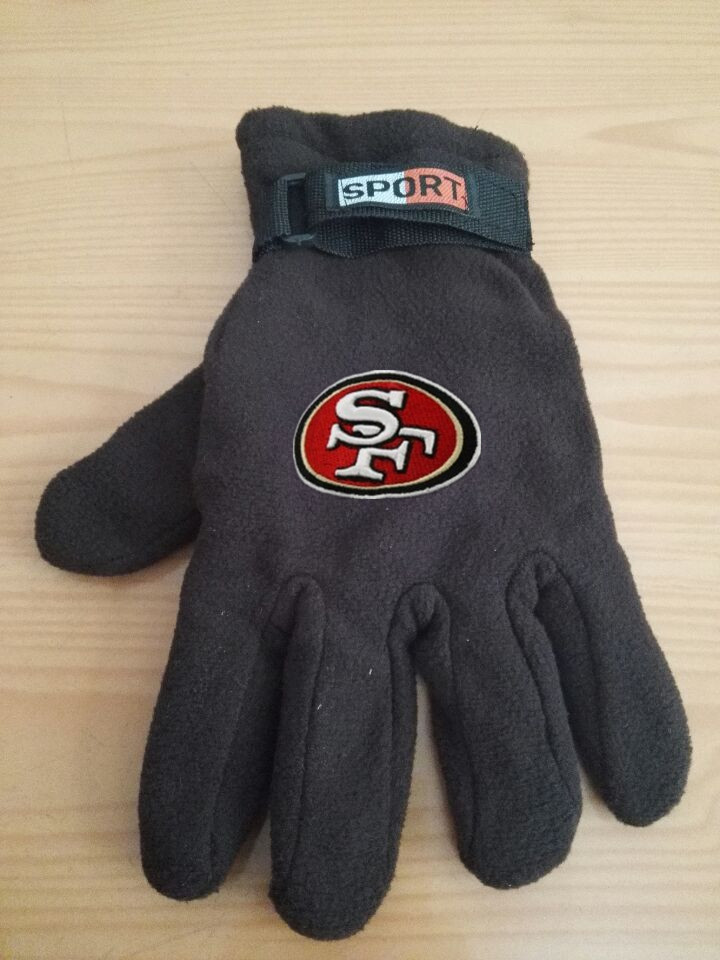 49ers Winter Velvet Warm Sports Gloves