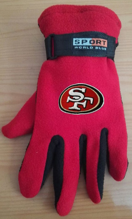 49ers Winter Velvet Warm Sports Gloves2