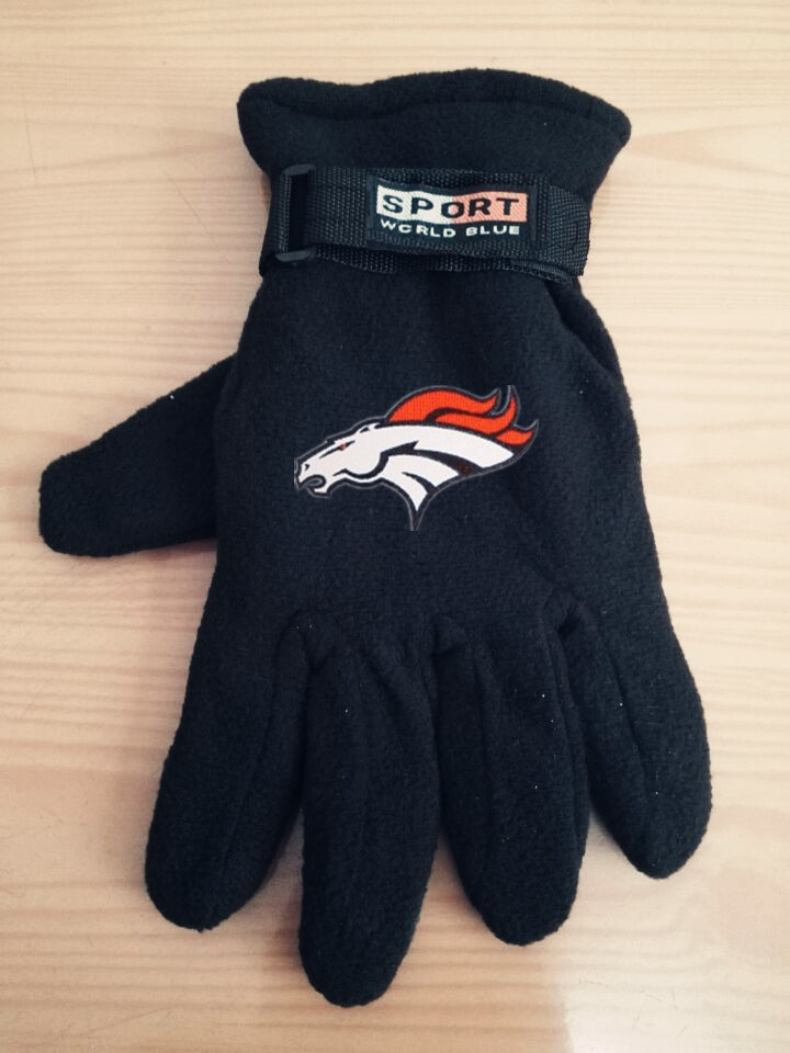 Broncos Winter Velvet Warm Sports Gloves6