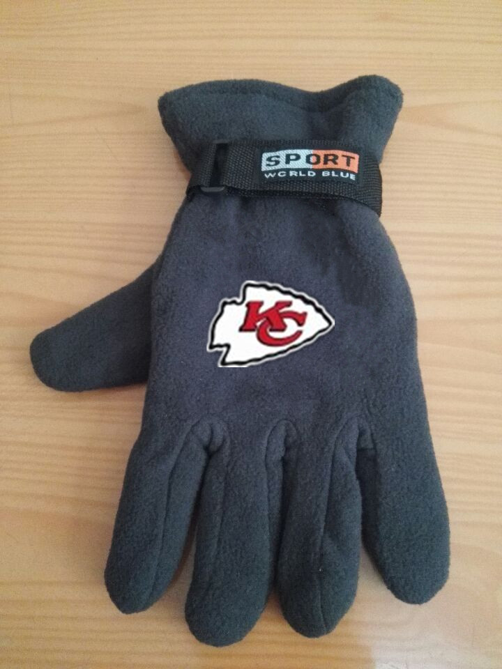 Chiefs Winter Velvet Warm Sports Gloves