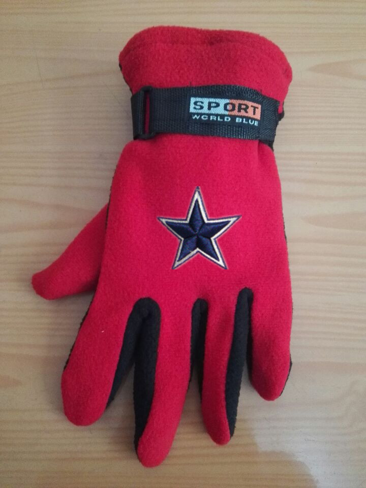 Cowboys Winter Velvet Warm Sports Gloves3