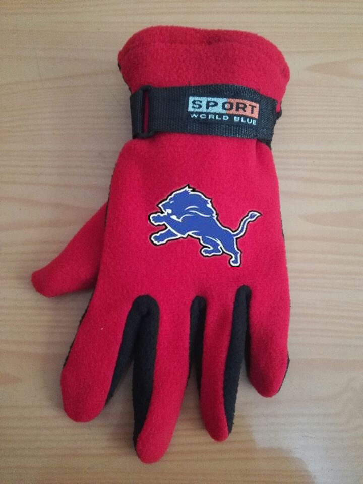 Lions Winter Velvet Warm Sports Gloves4