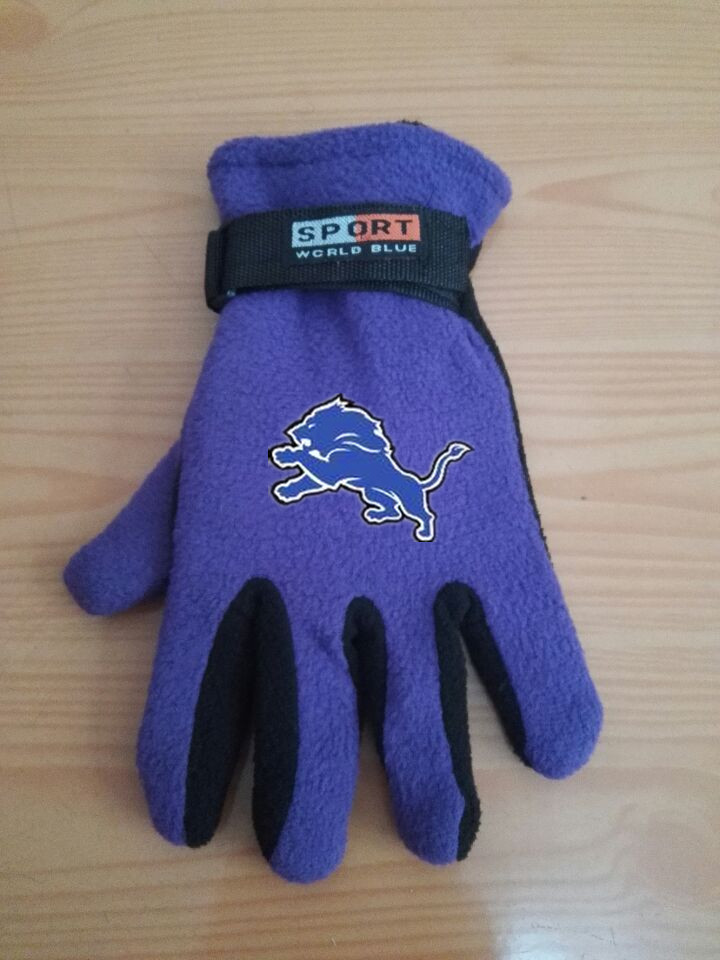 Lions Winter Velvet Warm Sports Gloves5
