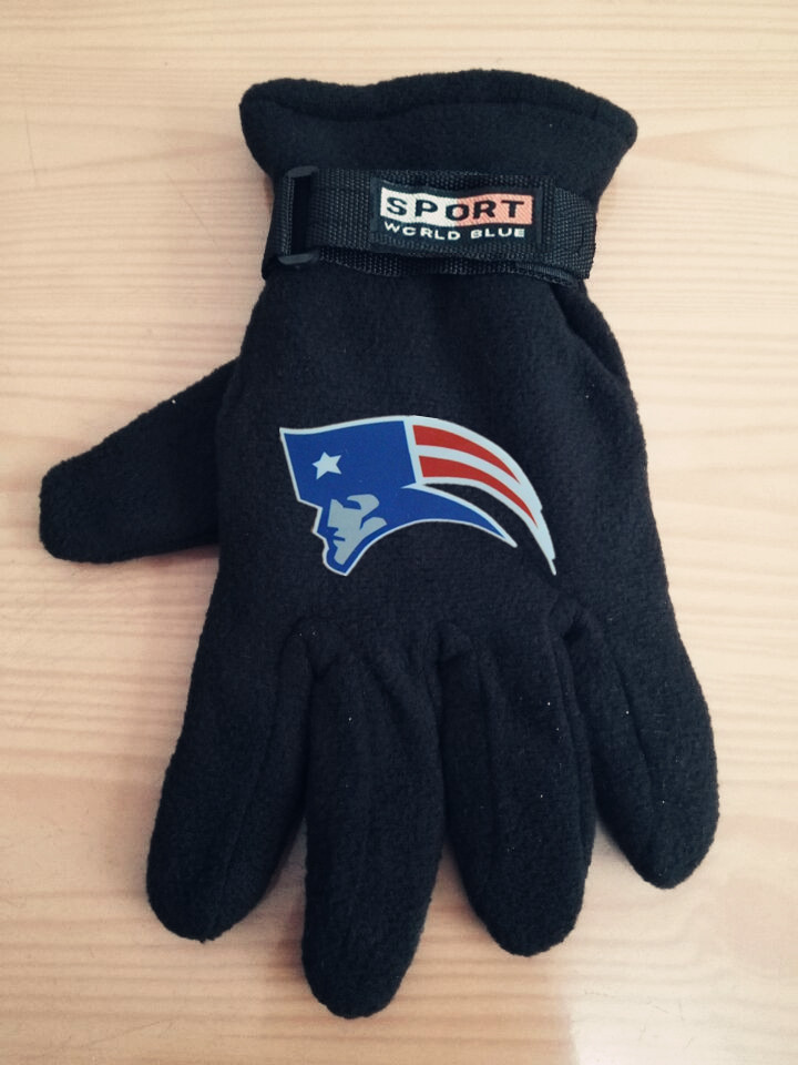 Patriots Winter Velvet Warm Sports Gloves6