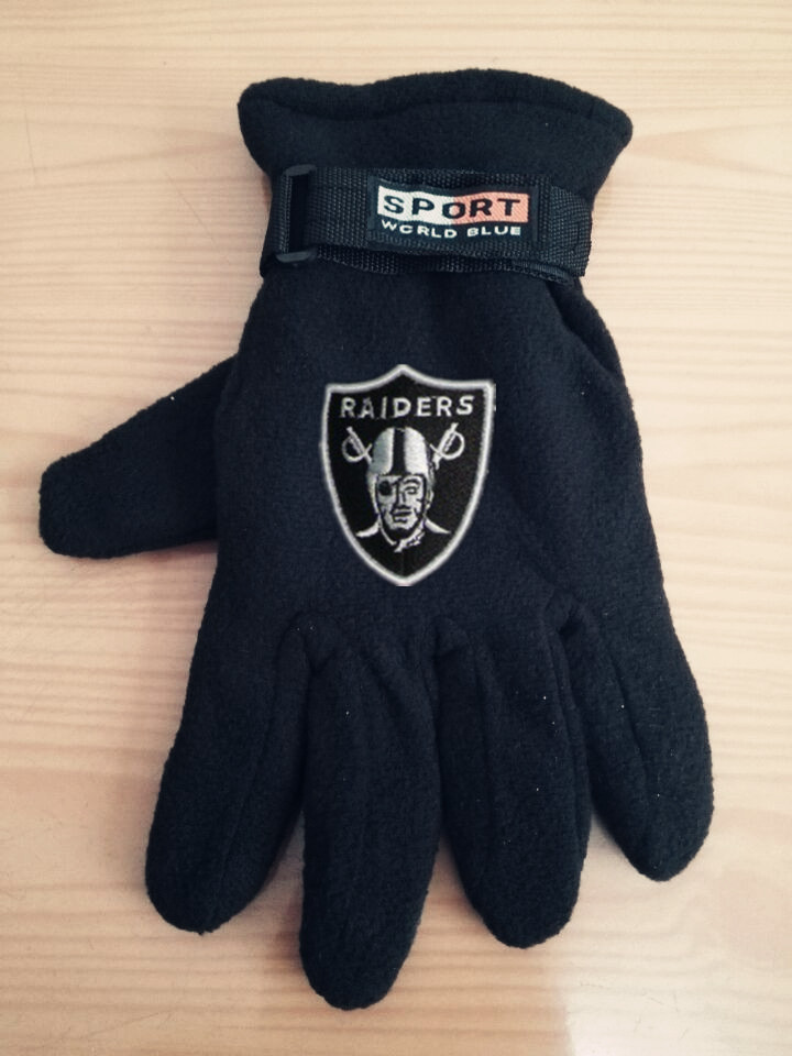 Raiders Winter Velvet Warm Sports Gloves