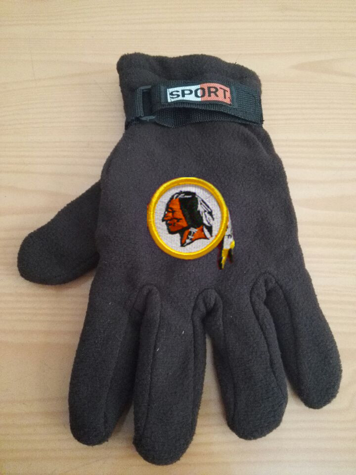 Redskins Winter Velvet Warm Sports Gloves2