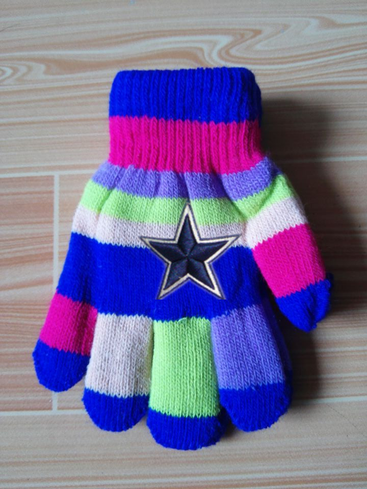 Cowboys Kids Knit Gloves