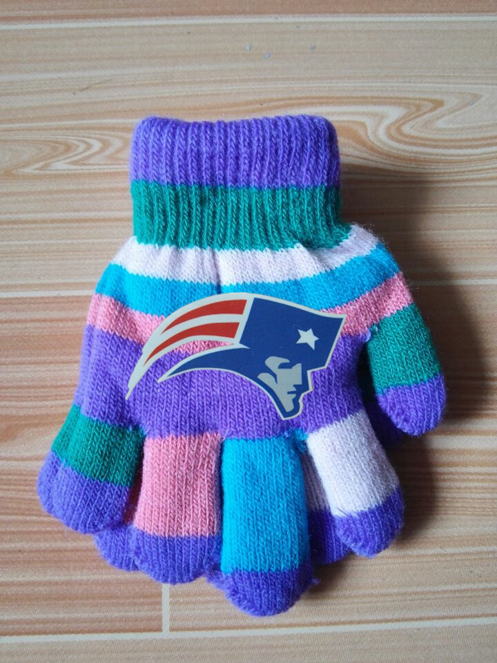 Patriots Kids Knit Gloves5