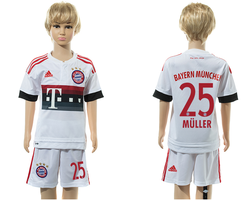 2015-16 Bayern Munchen 25 MULLER Away Youth Jersey