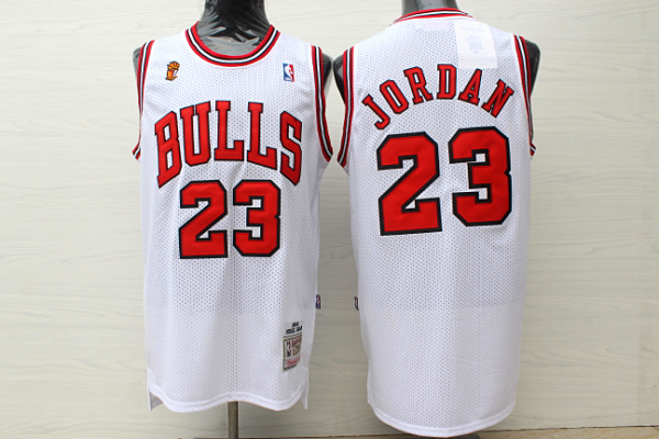 Bulls 23 Michael Jordan White 1995-96 Champions Hardwood Classics Jersey