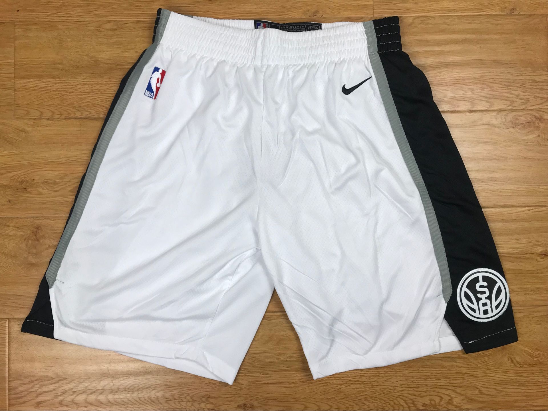 Spurs White Nike Authentic Shorts - Click Image to Close