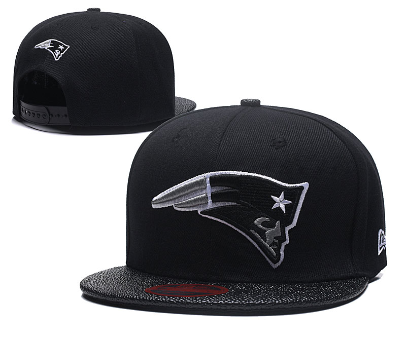 Patriots Team Logo All Black Adjustable Hat LT