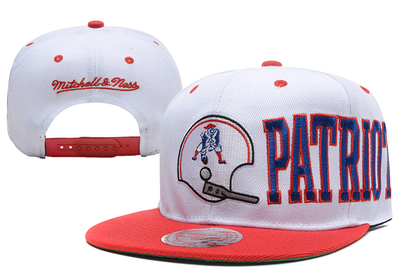 Patriots Team Logo White Mitchell & Ness Adjustable Hat LX