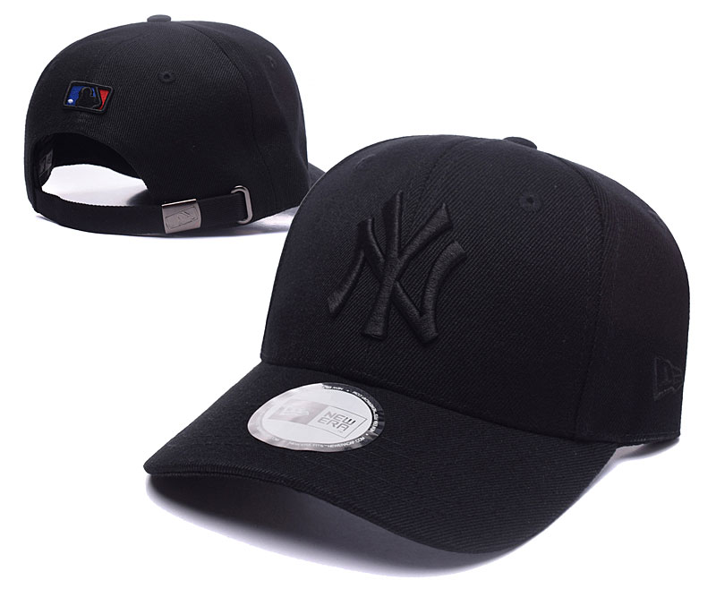 Yankees Fresh Logo All Black Peaked Adjustable Hat TX