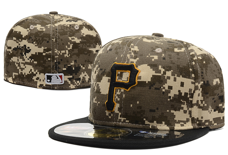 Pirates Team Logo Camo Fitted Hat LX