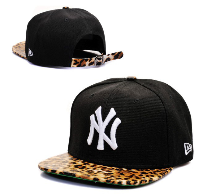 Yankees Team White Logo Black Adjustable Hat LT