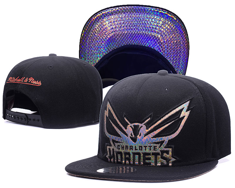 Hornets Team Logo Black Mitchell & Ness Adjustable Hat GS