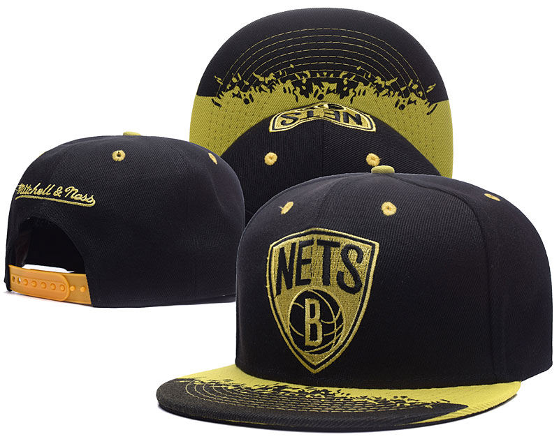 Nets Team Logo Black Yellow Mitchell & Ness Adjustable Hat GS