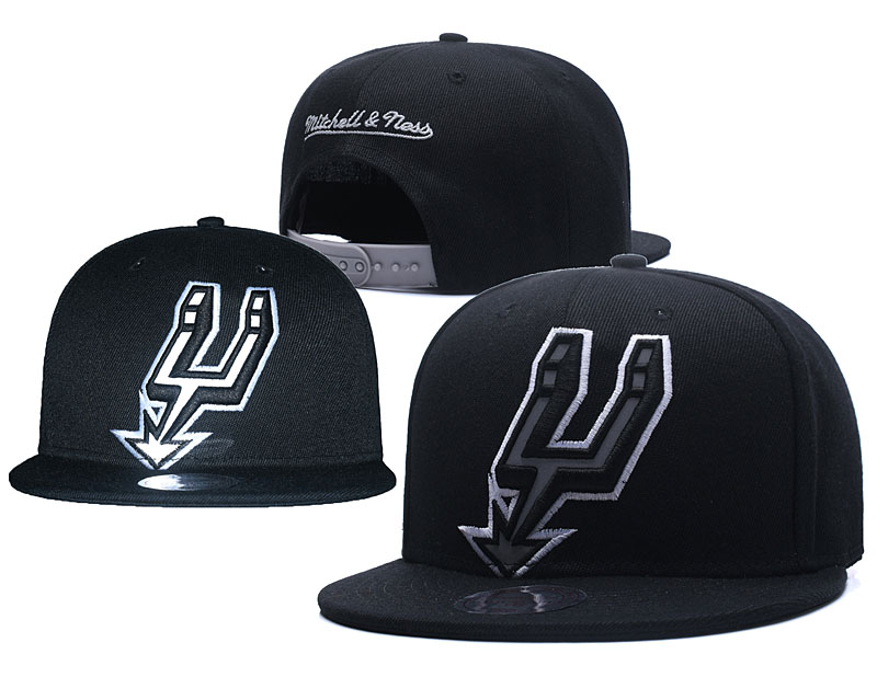 Spurs Fresh Logo All Black Mitchell & Ness Adjustable Hat GS