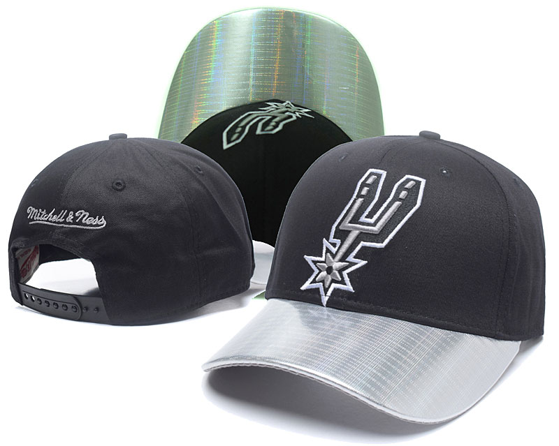 Spurs Team Logo Black Silver Mitchell & Ness Peaked Adjustable Hat GS