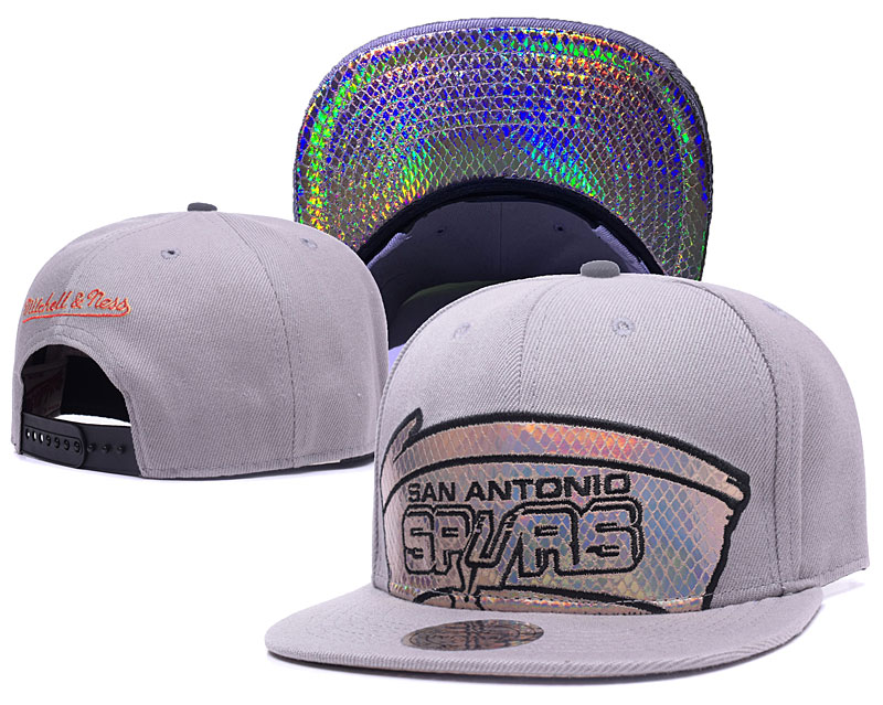 Spurs Team Logo Gray Mitchell & Ness Adjustable Hat GS