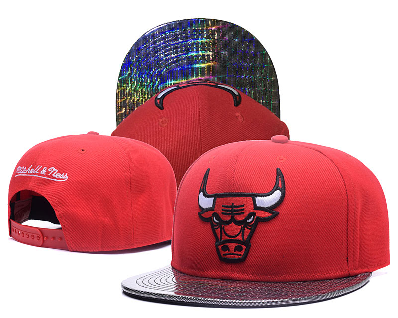 Bulls Team Logo Red Shine Mitchell & Ness Adjustable Hat GS