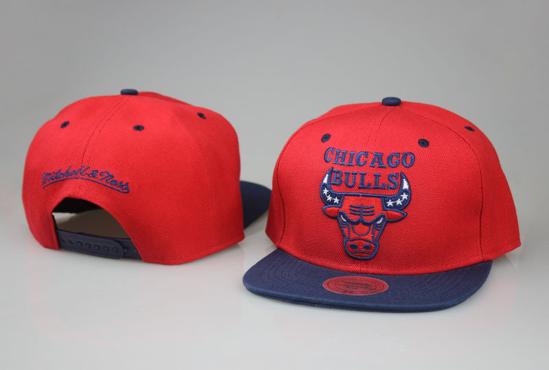 Bulls Team Logo Red Navy Mitchell & Ness Adjustable Hat LT