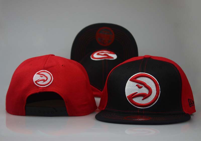 Hawks Team Logo Black Red Adjustable Hat LT