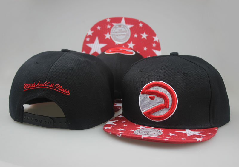 Hawks Team Logo Black Red With Star Mitchell & Ness Adjustable Hat LT