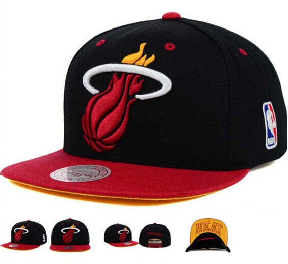 Heat Team Logo Black Red Version Adjustable Hat LT