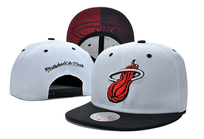 Heat Team Logo White Black Mitchell & Ness Adjustable Hat LT