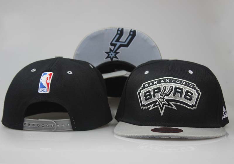 Spurs Team Logo Black White Adjustable Hat LT