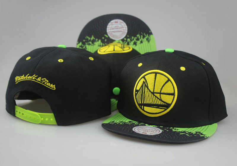 Warriors Team Logo Black Green Mitchell & Ness Adjustable Hat LT