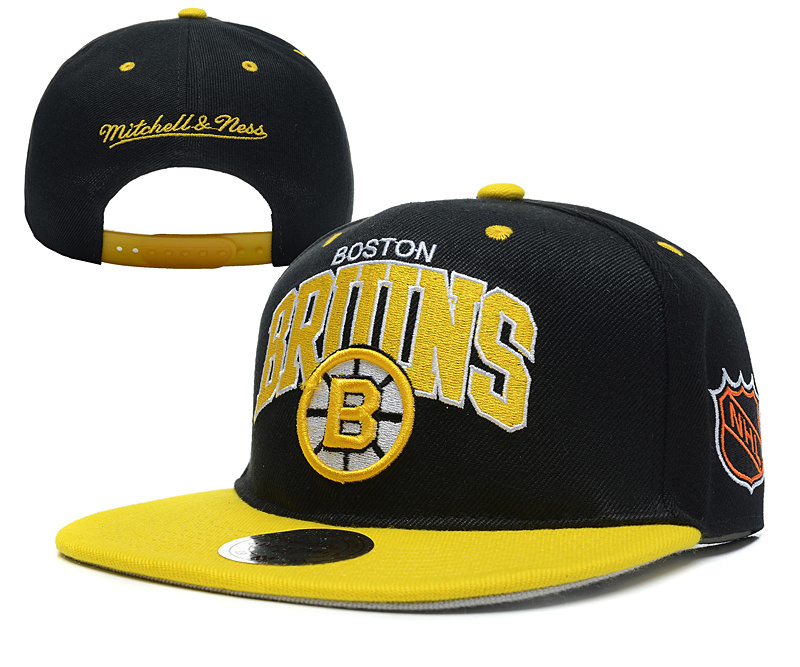 Bruins Team Logo Black Yellow Gray Mitchell & Ness Adjustable Hat YD