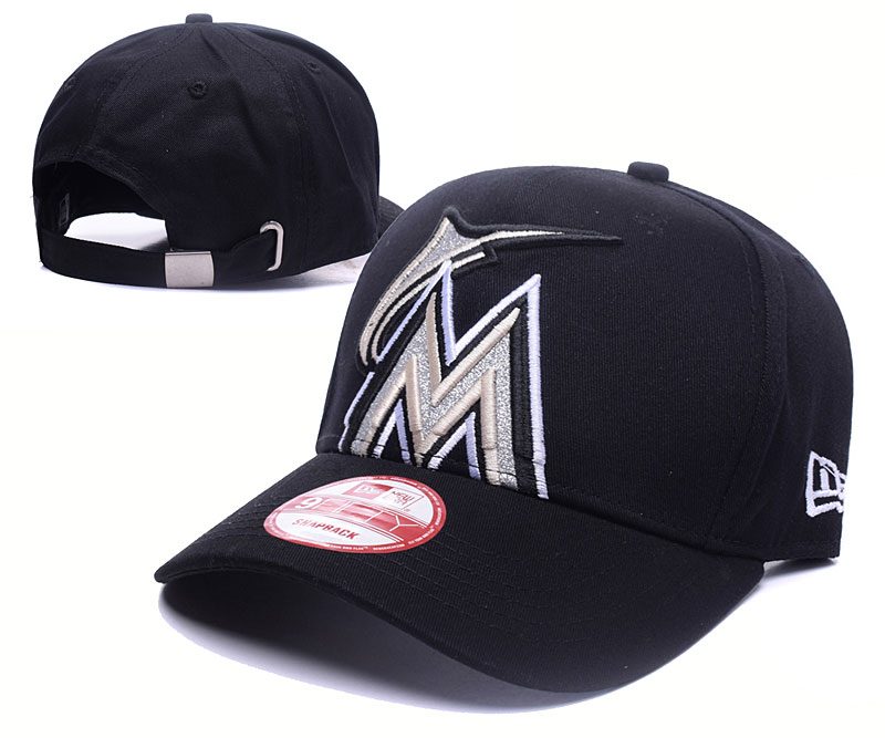 Mariners Fresh Logo Black Shine Adjustable Hat GS