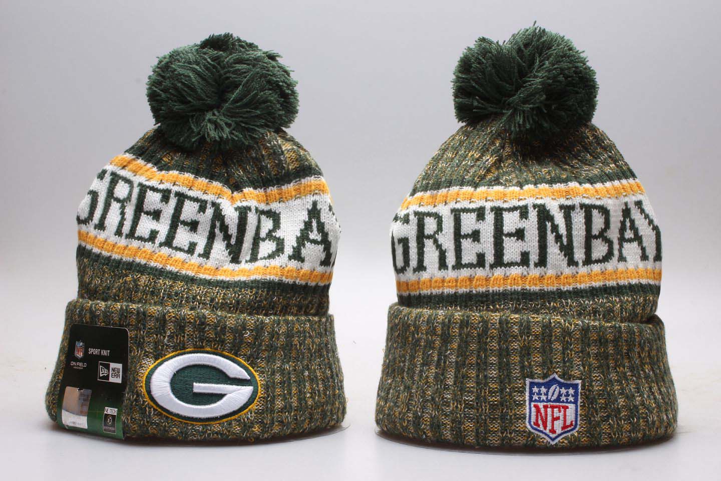 Packers Fresh Green Wordmark Cuffed Pom Knit Hat YP