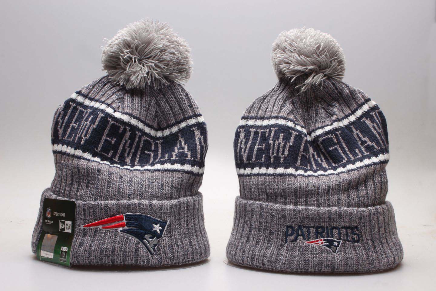 Patriots Team Gray Wordmark Cuffed Pom Knit Hat YP