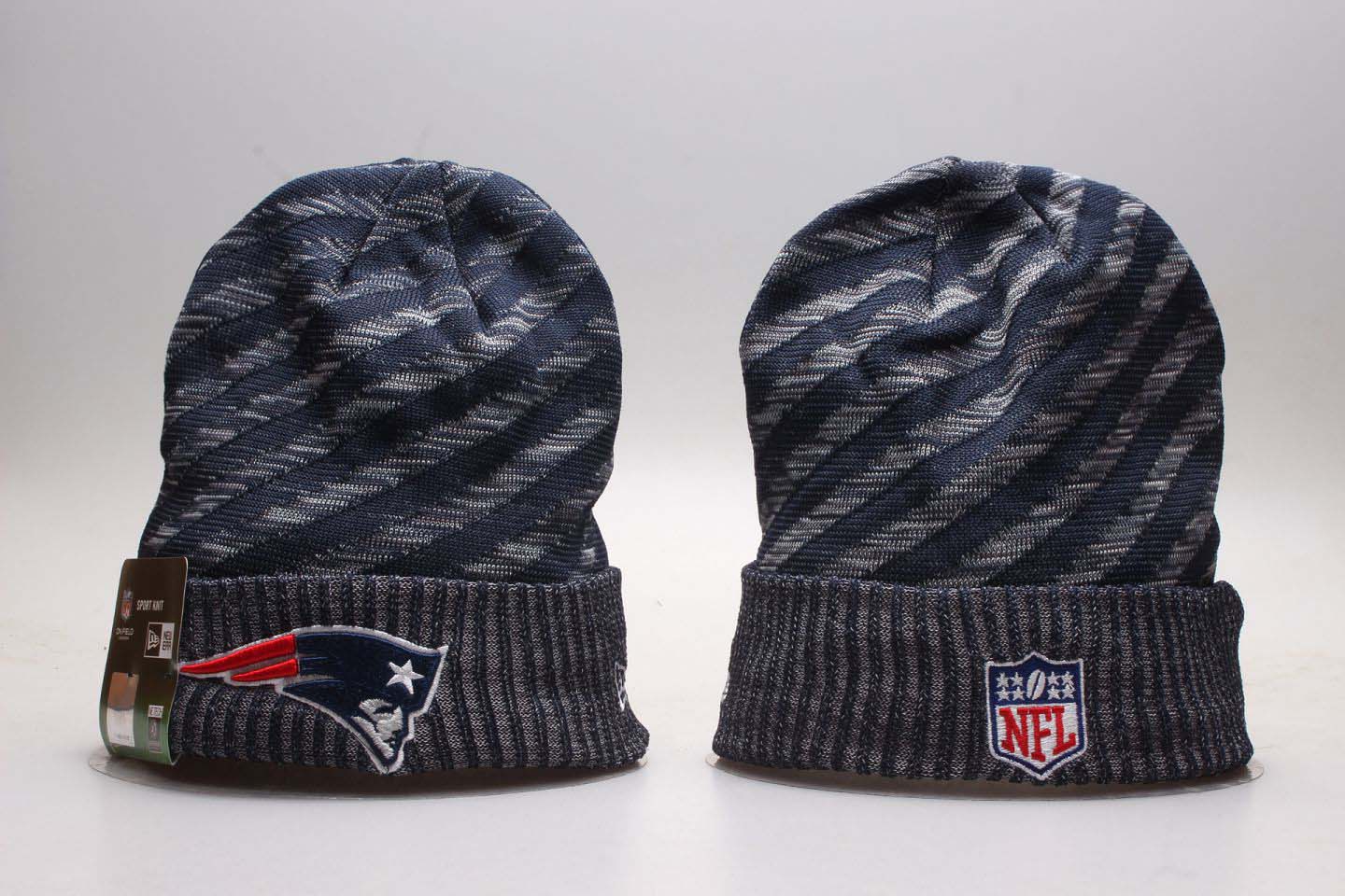 Patriots Team Logo Stripe Cuffed Knit Hat YP