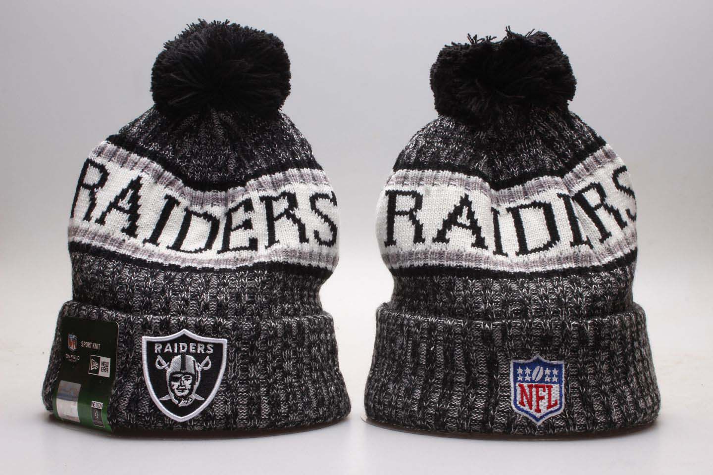 Raiders Fresh Logo Wordmark Cuffed Pom Knit Hat YP
