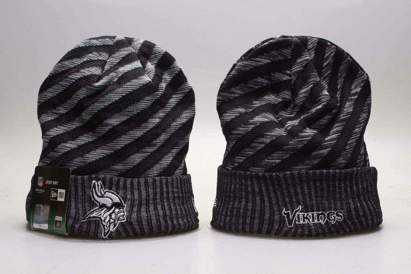 Vikings Team Logo Stripe Cuffed Knit Hat YP