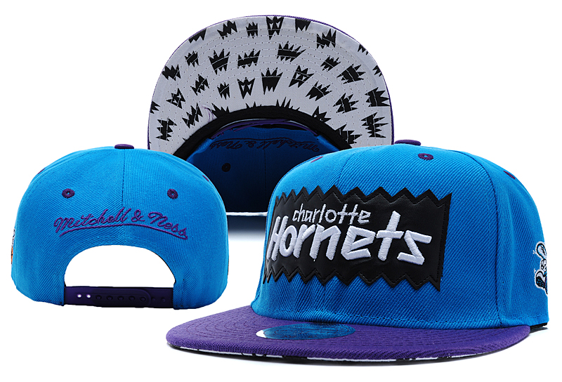 Hornets Team Logo Blue Mitchell & Ness Adjustable Hat LX