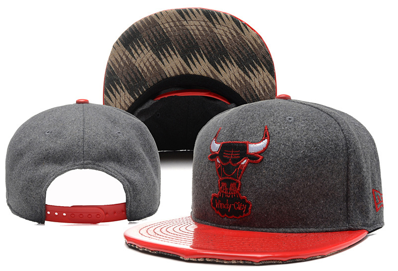 Bulls Team Logo Gray Black Adjustable Hat YD