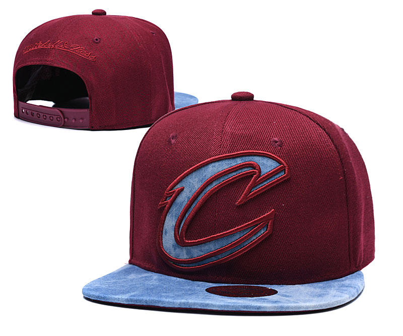 Cavaliers Team Logo Red Mitchell & Ness Adjustable Hat TX - Click Image to Close