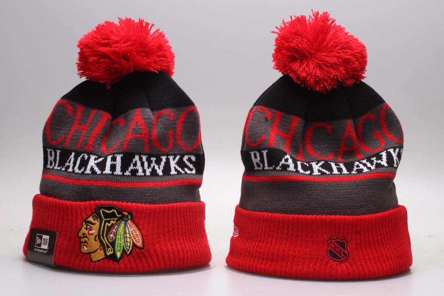 Blackhawks Team Logo Red Knit Hat YP