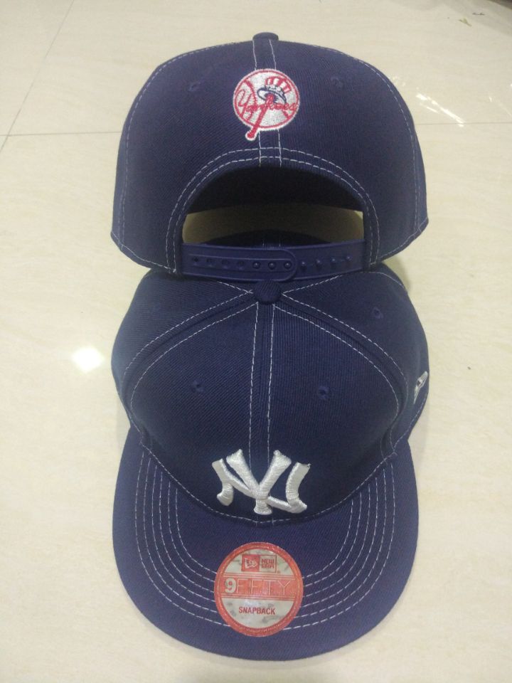 Yankees Team Logo Navy Adjustable Hat LT