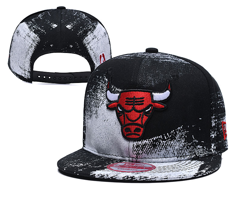 Bulls Team Logo Black White Adjustable Hat YD