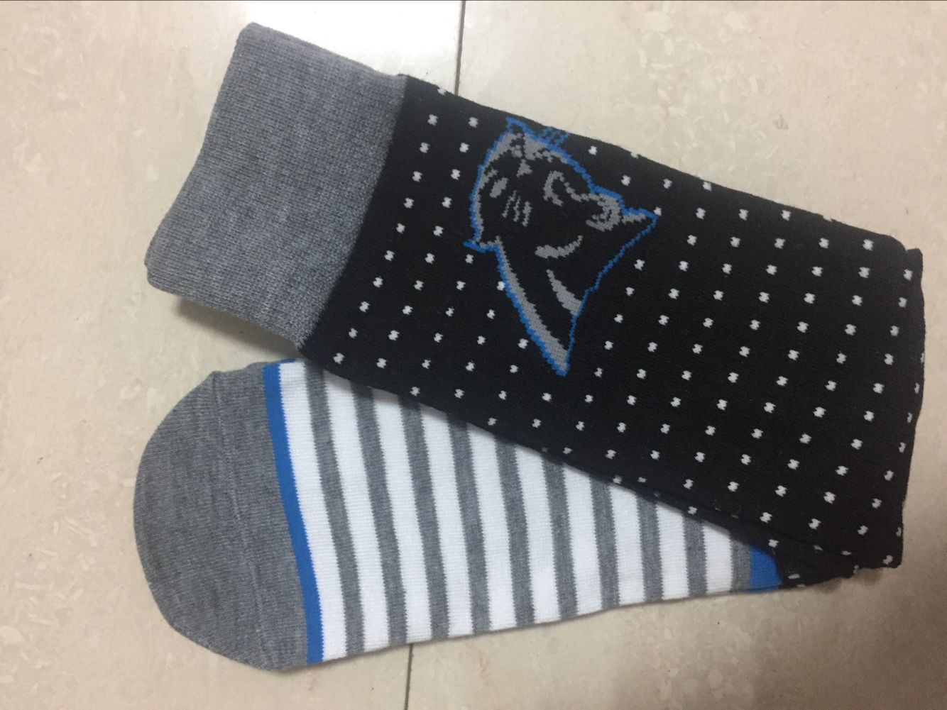 Carolina Panthers Team Logo Black Gray NFL Socks - Click Image to Close