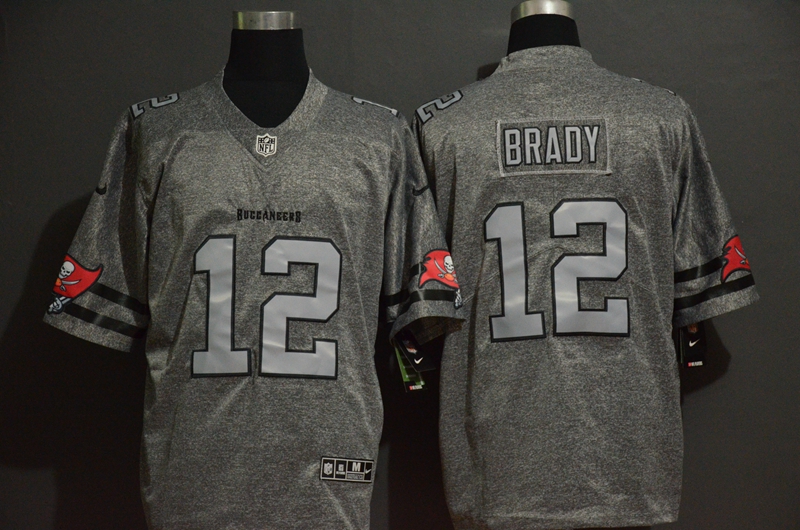 Nike Buccaneers 12 Tom Brady Gray Gridiron Gray Vapor Untouchable Limited Jersey