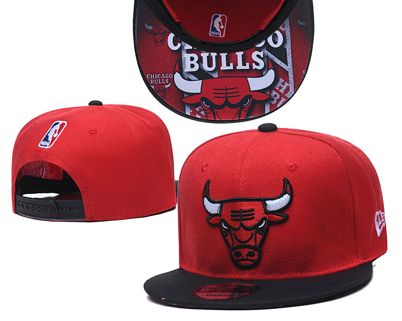 Bulls Team Logo Red Adjustable Hat TX